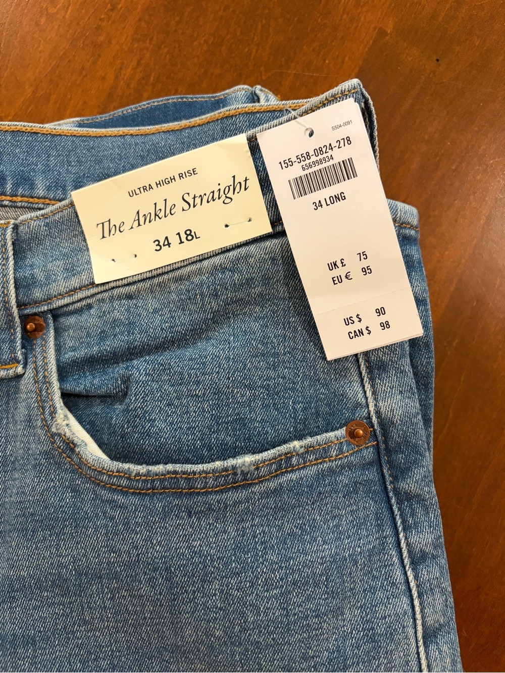 Abercrombie & Fitch Ultra High Rise Ankle Straight Jeans - Light Blue Denim